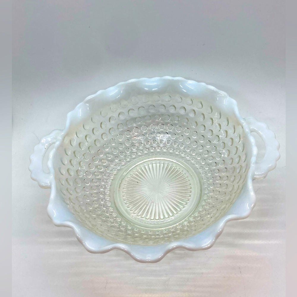 Vtg 1940s Opalescent Hobnail Glass Bowl w Handles by Anchor Hocking | 6.7” D
